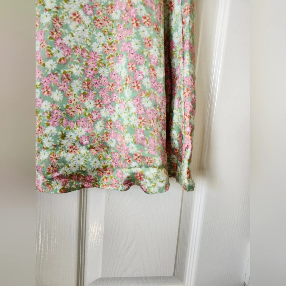 Dress Forum Floral A-Line Midi Skirt in Mint and Pink